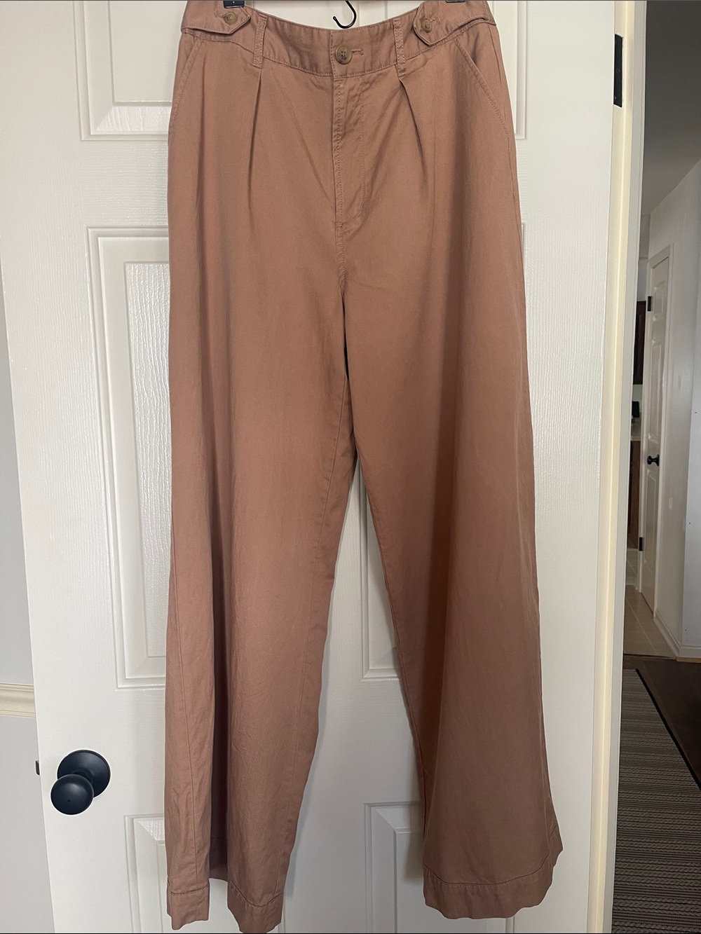 a.n.a. Camel HighRise Wide Leg Pleated Trousers Size 6